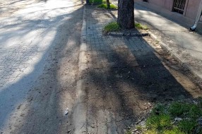 Zapušten parking u ulici Dinka Zlatarića