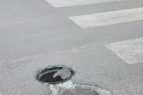 Polomljen šaht na raskrsnici Vase Stajića i Matije Korvina