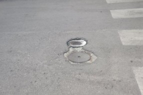 Polomljen šaht na raskrsnici Vase Stajića i Matije Korvina