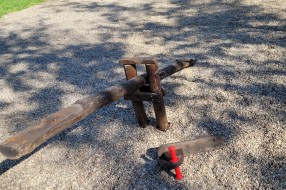 Vandalizam na dečijem igralištu - Otovrena ulica