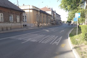 Natpis "ŠKOLA" na pogrešnom mestu?