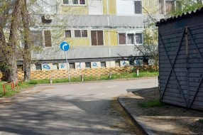 Nepregledna krivina na rasksnici Braće Jugović i Šumske ulice