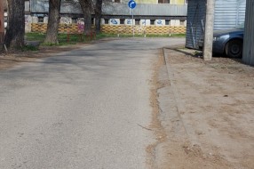 Nepregledna krivina na rasksnici Braće Jugović i Šumske ulice