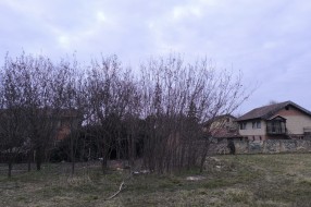 Divlja deponija pored igrališta u Aleksandrovu