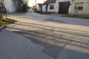 Udarne rupe u ulici Marka Oreškovića