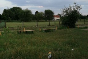 Polomljeno igralište u mesnoj zajednici Peščara