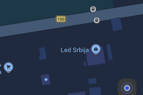 Oštećen  put  na  izlazu  na  glavni  put  iz  Firme  Aktiv