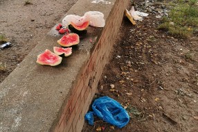 Galama noću, vandalizam i smeće na igralištu u Tokiju
