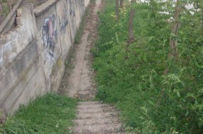 Divlja deponija u gradu