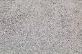 Uništen trotoar u Ulici Plate Dobrojevića