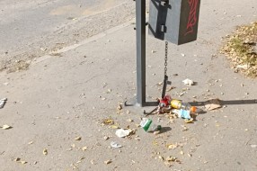 Potrebno redovno pražnjenje kanti za otpad na autobuskim stajalištima