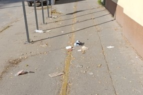 Potrebno redovno pražnjenje kanti za otpad na autobuskim stajalištima