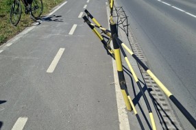 Oštećena ograda u Bajnatskoj