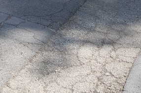 Udarna rupa kod železničke stanice