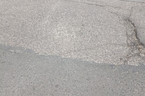 Udarna rupa u Ulici Vjekoslava Karasa