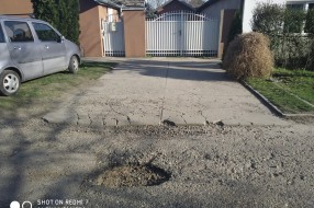 Udarna rupa u ulici Gregora Kreka