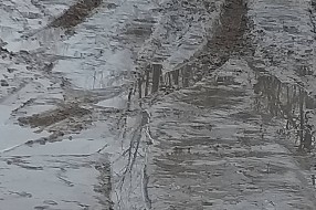 Blato do kolena na uglu ulica Jovana Mikića i Celjske