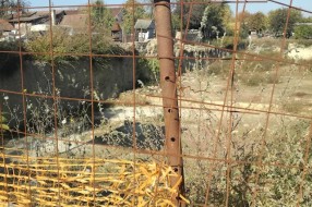 Opasnost na trotoaru u ulici Aksentija Marodića