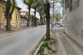 Ugrožena bezbednost pešaka u ulici Arsenija Čarnojevića
