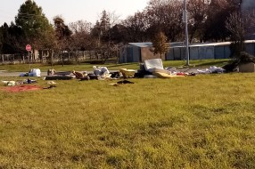Smeće na uglu Partizanskih baza i Otvorene ulice