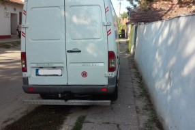 Uništavanje trotoara