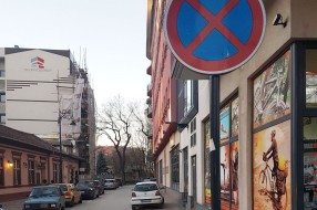 Da li će nepropisno parkirana policija biti kažnjena?