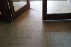 Ulazna vrata SUP-a, čekaonica i sl.