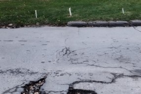 Udarne rupe u Ulici Lifke Šandora