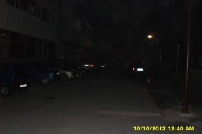 Naplaćivanje parkinga u našem dvorištu (Trg Jakaba i Komora)