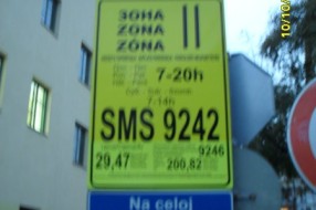 Naplaćivanje parkinga u našem dvorištu (Trg Jakaba i Komora)