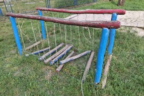 Nebezbedno dečje igralište u Donjem Tavankutu
