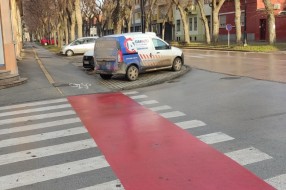 Nepregledna raskrsnica (Evgenija Kumičića i Ulice braće Radić)