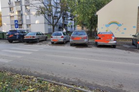 Ugrožena bezbednost dece i pešaka u blizini škole