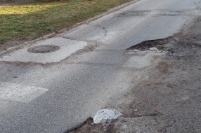 Udarne rupe u ulici Kalora Milodanovića