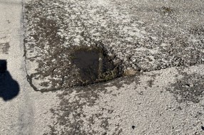 Potrebno sanirati udarnu rupu u Skerlićevoj ulici