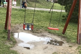Opasan spust sa tobogana na igralištu na Prozivci