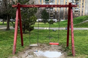 Opasan spust sa tobogana na igralištu na Prozivci