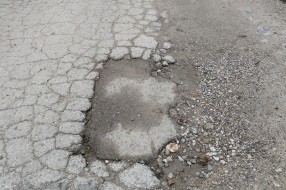 Loše stanje asfalta u Verušićkoj ulici