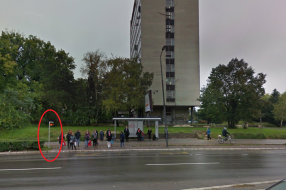 Uklonjen info displej sa autobuskog stajališta kod Nove opštine