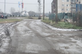 Udarne rupe u Partizanskih baza