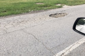 Oprez! Ogromna rupa na Bajskom putu