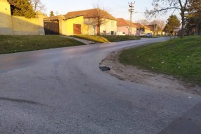 Oštećenja kolovoza u Mačvanskoj ulici
