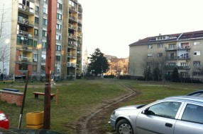 Dečje igralište u naselju Tokio