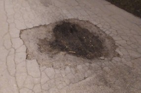 Rupa na šetalištu na Paliću