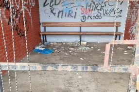 Neuredno autobusko stajalište "Zorka okretište"