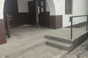 Nema toaleta na Bajskom groblju