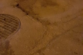 Udarna rupa u ulici Prvog ustanka