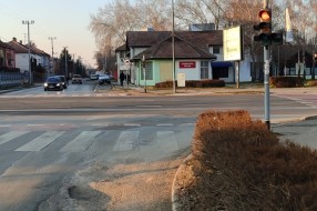 Apel za hitnu sanaciju puta u Teslinom naselju