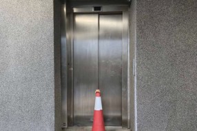 Problem sa liftom na železničkoj stanici
