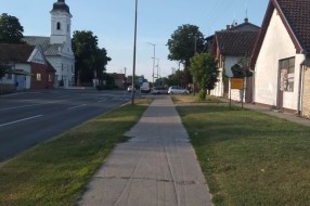 Parking na biciklističkoj stazi?!